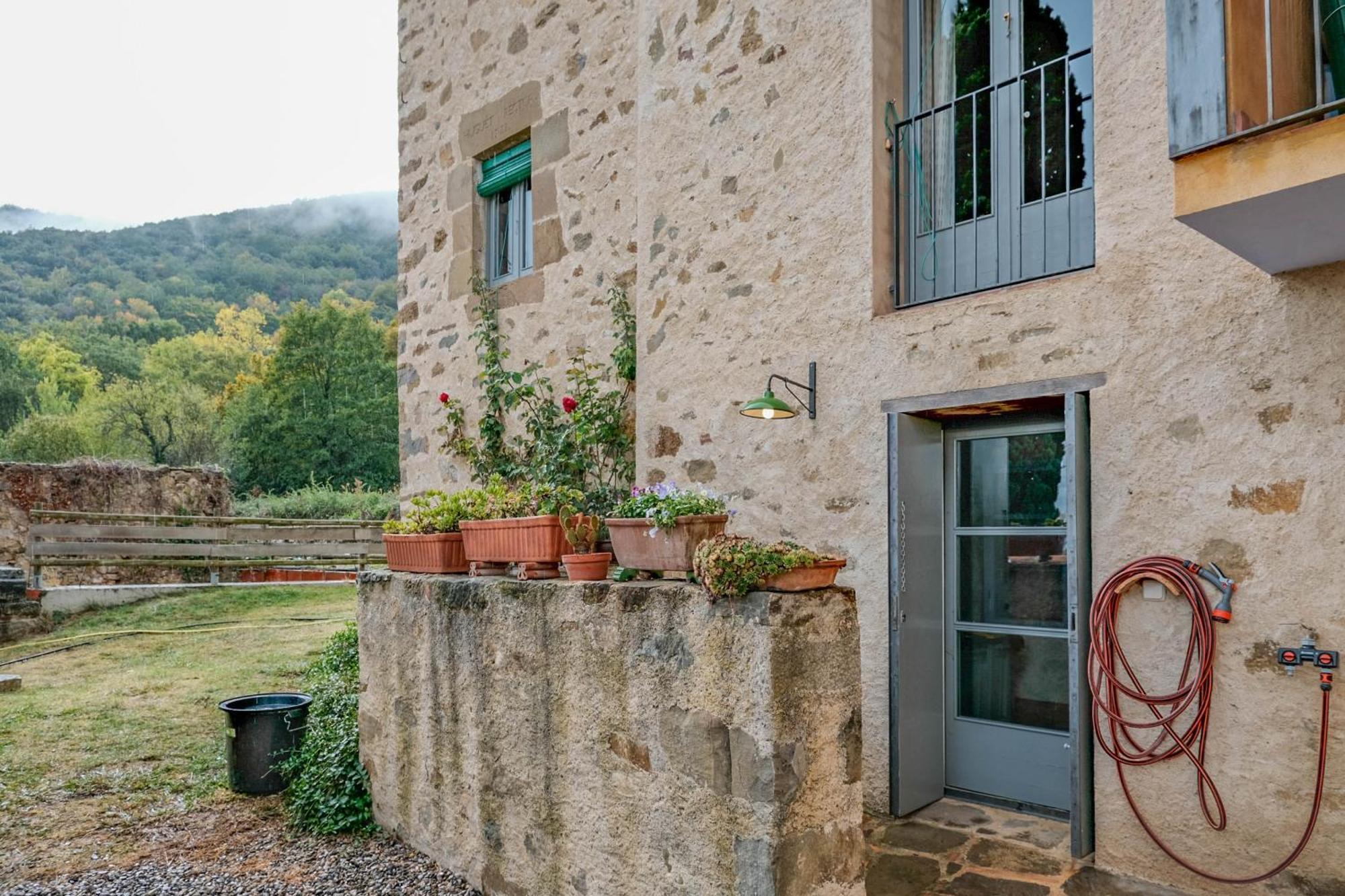 Rectoria De Castellar Villa La Vall de Bianya Dış mekan fotoğraf